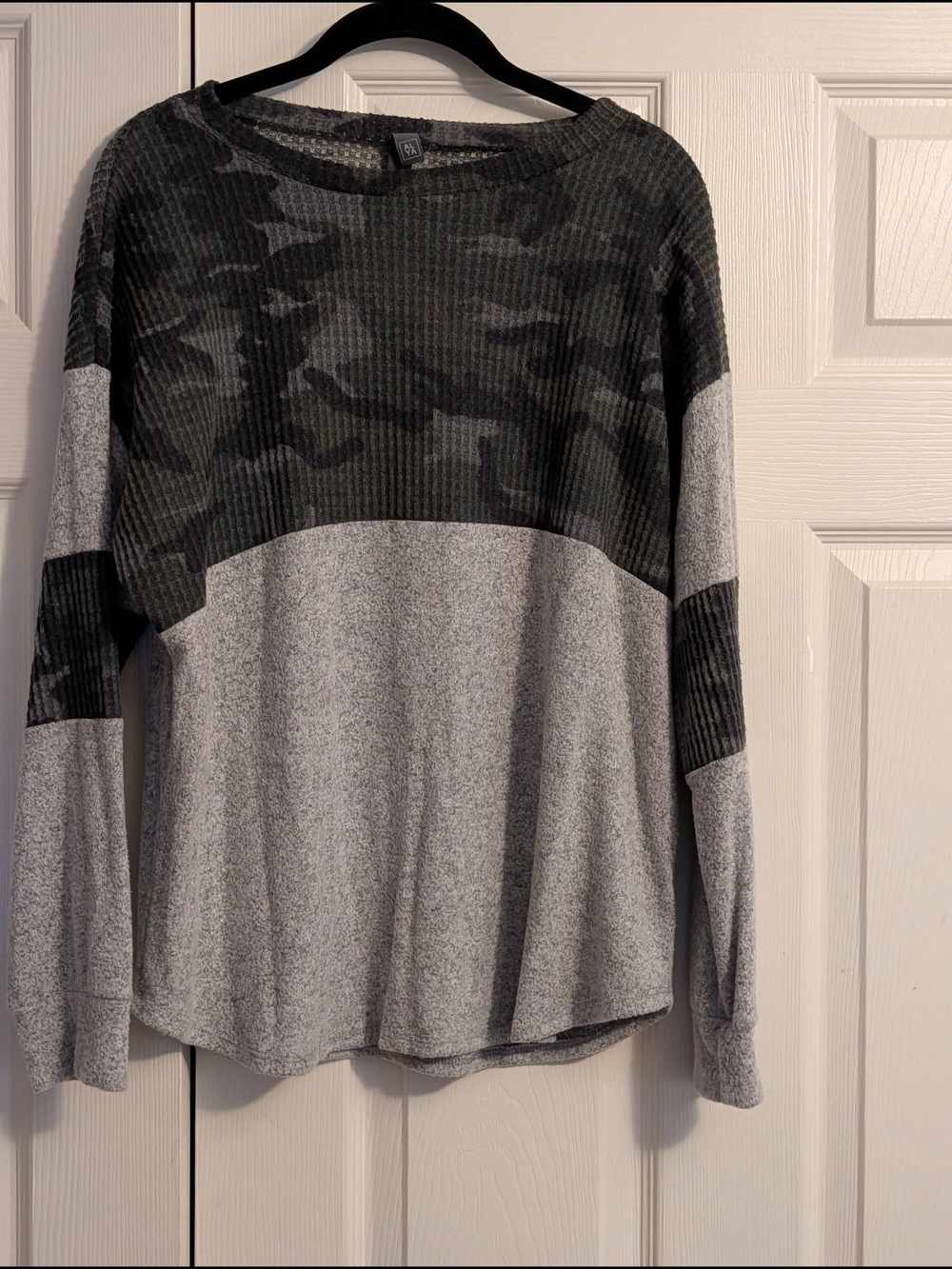 AYLA Black Waffle Knit Long Sleeve Top